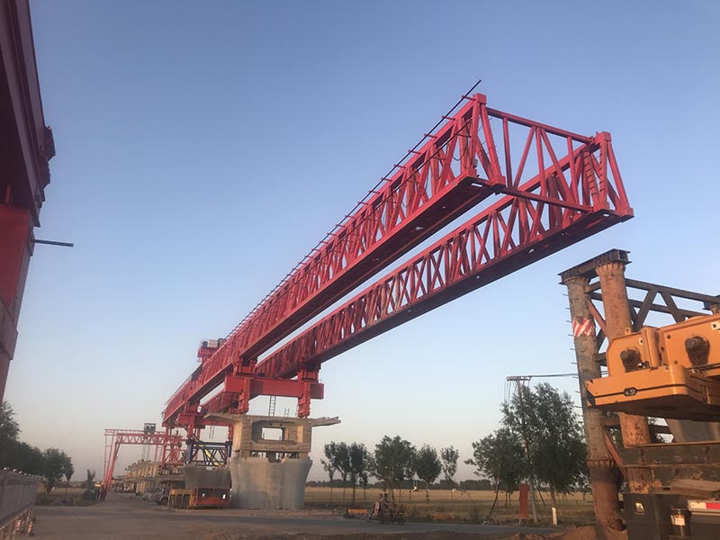 節(jié)段拼裝架橋機