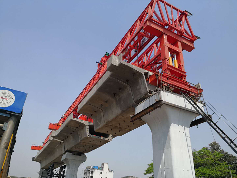 節(jié)段拼裝架橋機